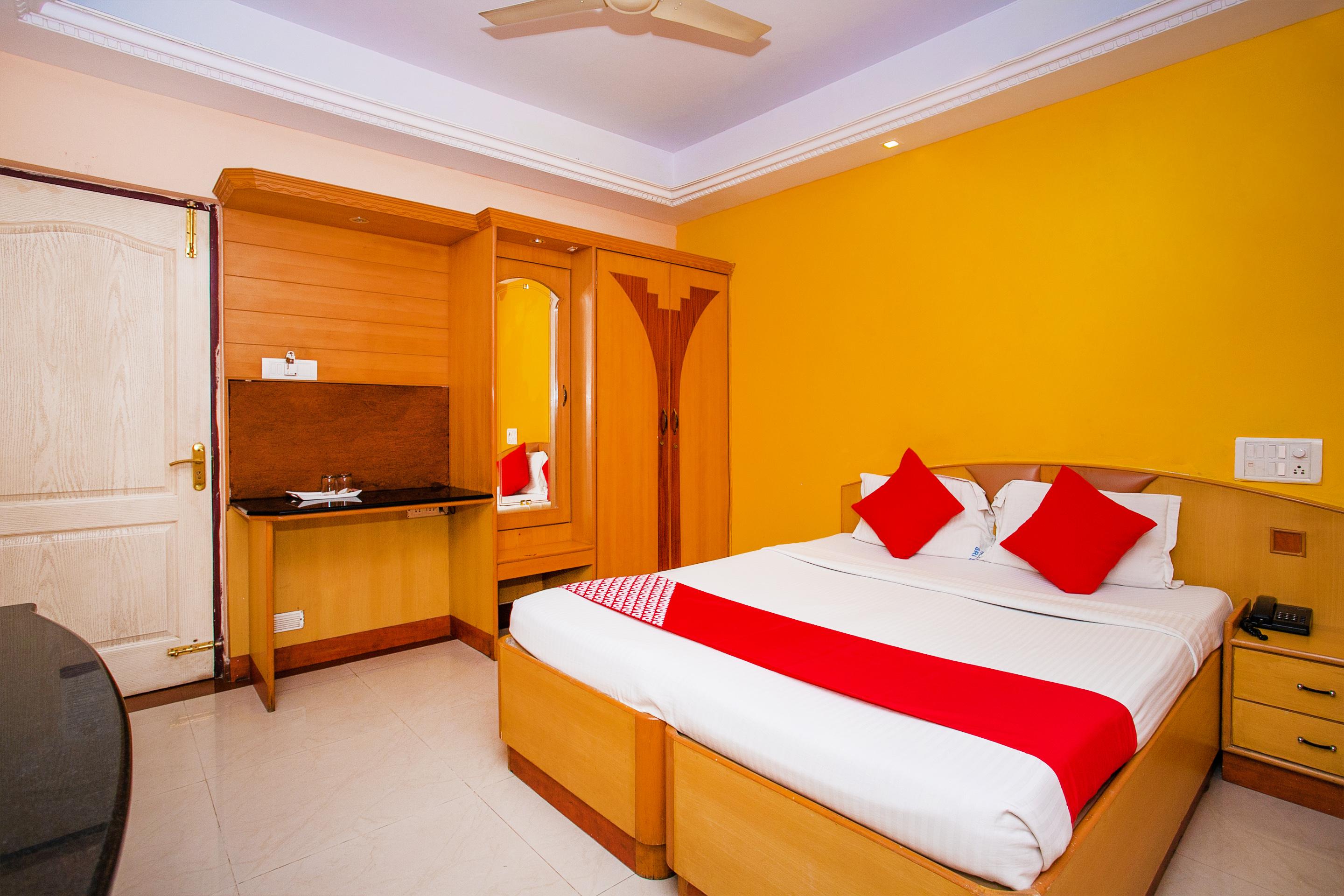 Oyo 331 Hotel Skanda Shelters Bangalore Exteriör bild