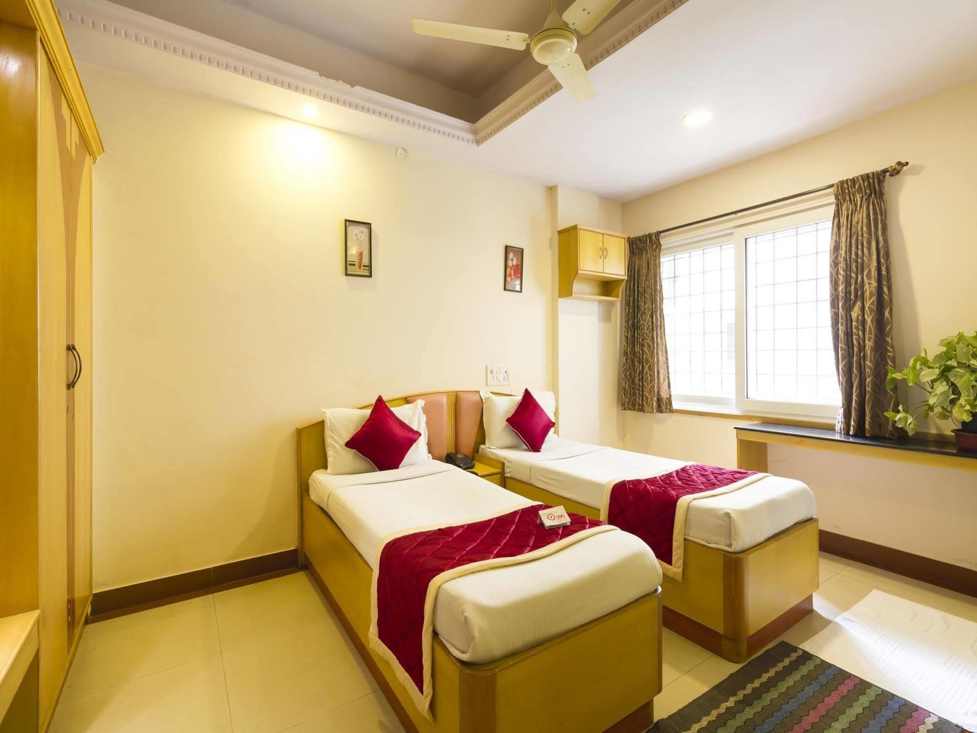 Oyo 331 Hotel Skanda Shelters Bangalore Exteriör bild